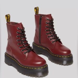 Doc Martens Jadon Women’s Boot (cherry, sz 9)